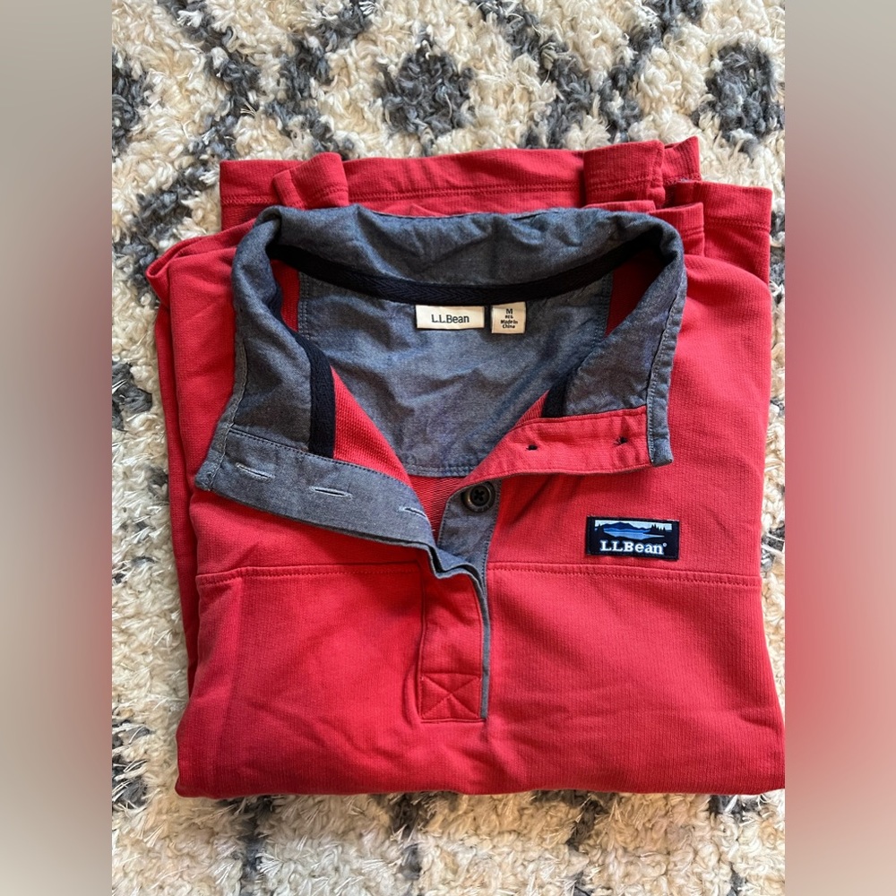 LL Bean sweatshirt